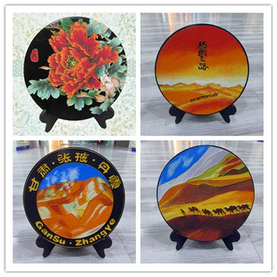 彩巖畫 古老的文化藝術(shù)珍品